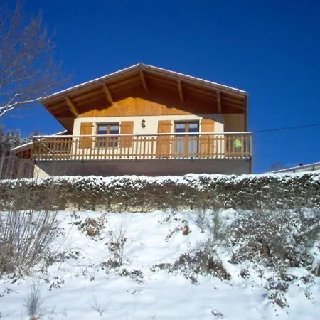 Confortable 3 Chambres, Proche Gerardmer, Avec Garage, Balcon Et Equipements Bebe. - Fr-1-589-195 * Rochesson